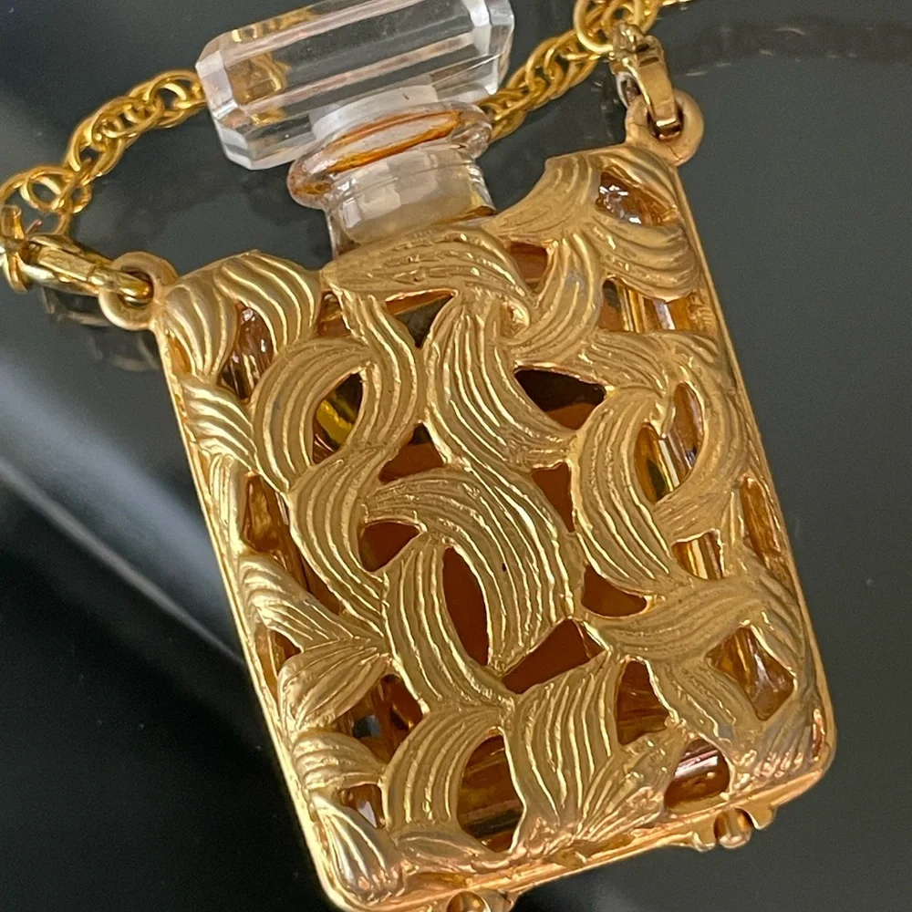 CHANEL Gold Tone Coco Eau de Parfum Bottle Pendant Necklace with coco bottle 18” - Picture 4 of 7